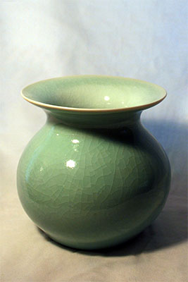 Vase, 7” x 9” x 11”, Aubrey Ganz 2005.